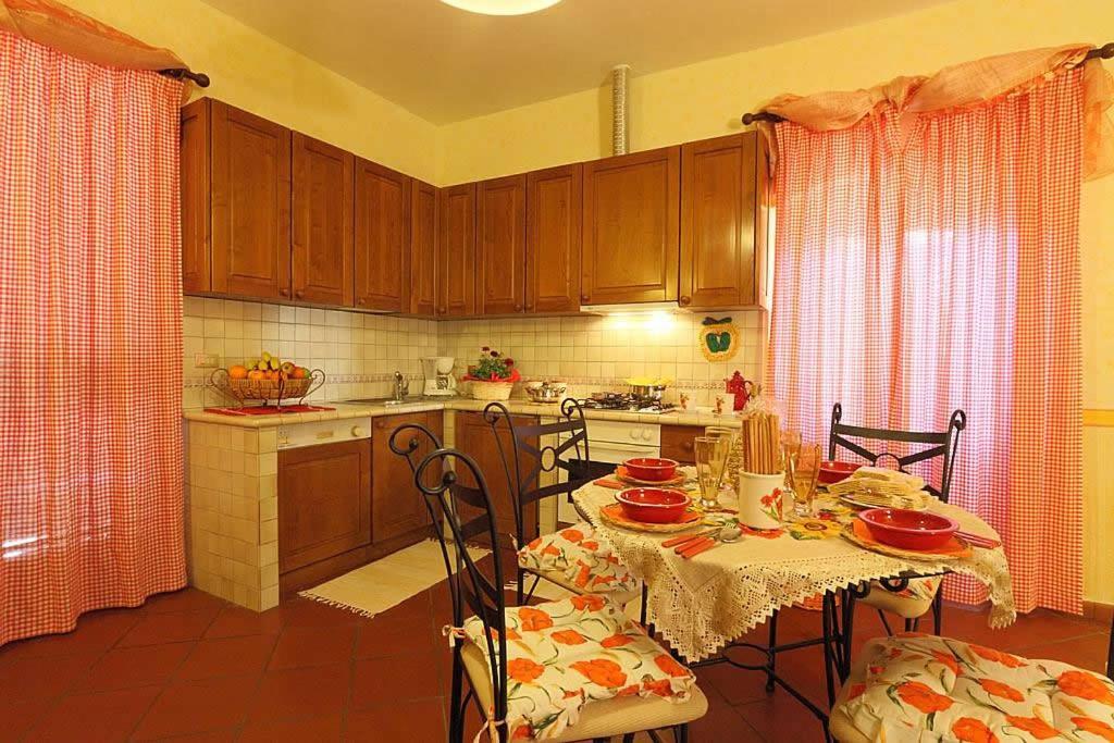 Casa Vacanze Casa Italia Lamporecchio Esterno foto